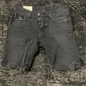 Abercrombie & Fitch Men’s Black Denim Shorts
Size 31